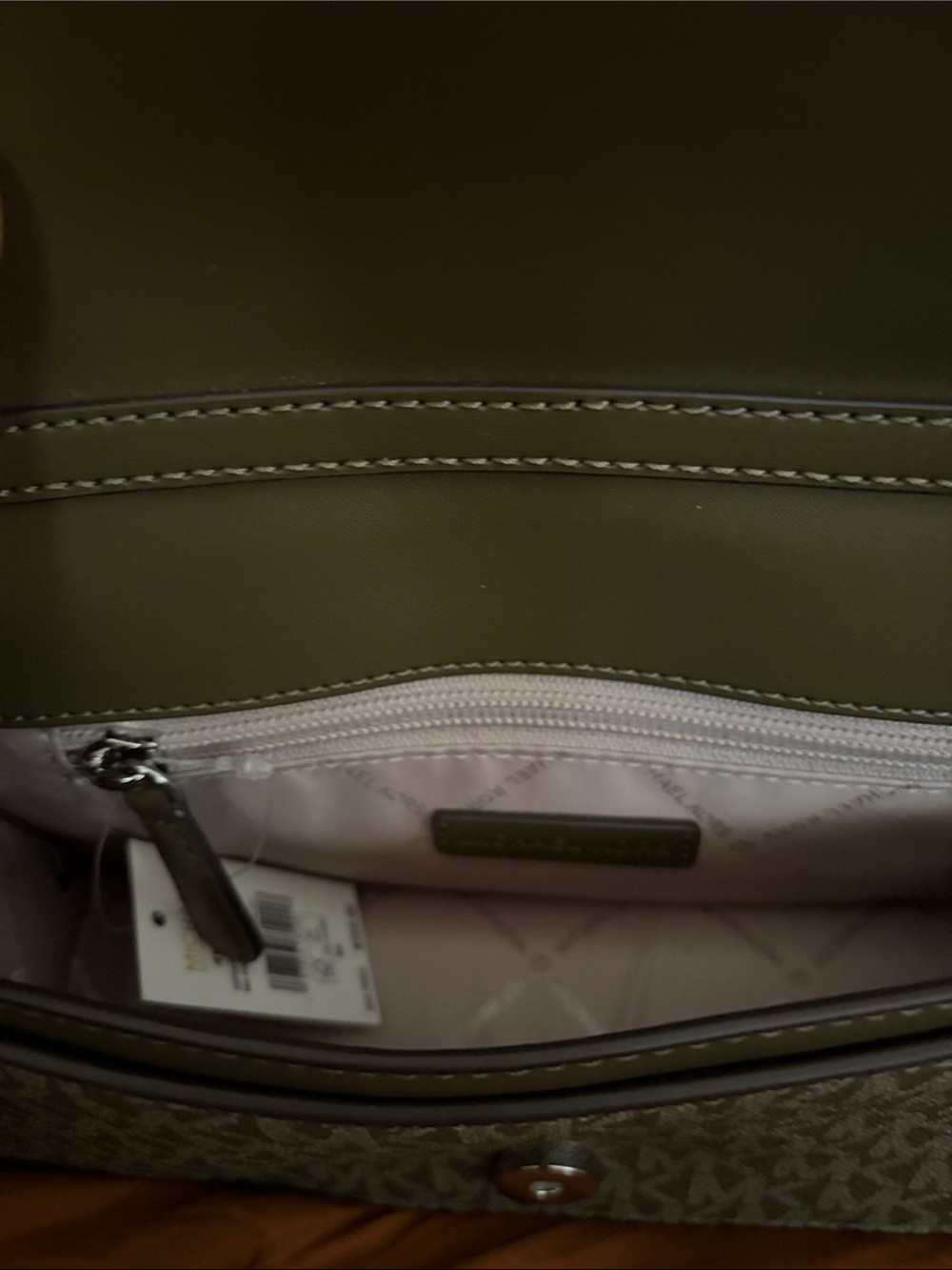 Michael Kors jet set travel crossbody - Picture 5 of 5